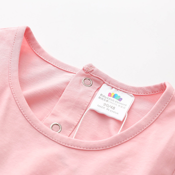 Сладка детска блуза за момичета в розов и бял цвят с панделка на гърба