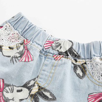 Сладки детски къси панталонки за момичета с декорация на анимамция зайче