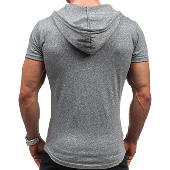 Κομψή λεπτή-shirt για τους άνδρες με κουκούλα - 3 χρώματα