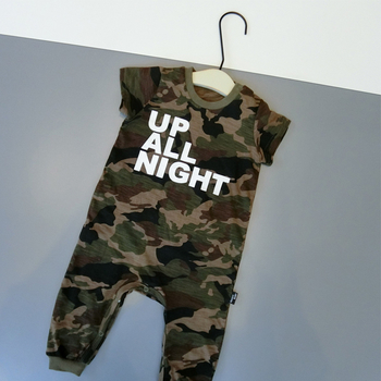 Детски камуфлажен комплект за момчета - панталон и блуза с къс ръкав, с надпис