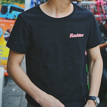 Ежедневна мъжка тениска с изображение в бял и черен цвят