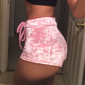 Σέξι κυρίες σύντομο παντελόνι - σουέτ, αρκετές tsvyaa