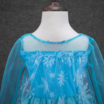Πολύ ενδιαφέρουσα και όμορφη μοντέλο φόρεμα Έλσα ταινία «Frozen»