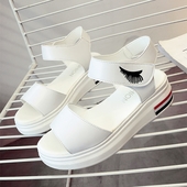 Καθημερινά κυρίες σανδάλια σε μαύρο και λευκό δέρμα μπαλώματα