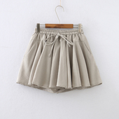 σορτς Κομψή γυναικεία σε μπεζ, μαύρο και ροζ