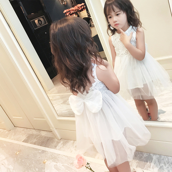 Сладка детска рокля за момичета с дантела и панделка в бял и розов цвят