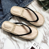 Casual γυναικείες παντόφλες  σε λευκό και μαύρο χρώμα