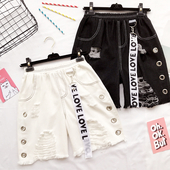 σορτς σύγχρονες γυναίκες με ελαστικά και μεταλλικά δακτυλίδια