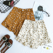 σορτς Wide κυρίες floral μοτίβο