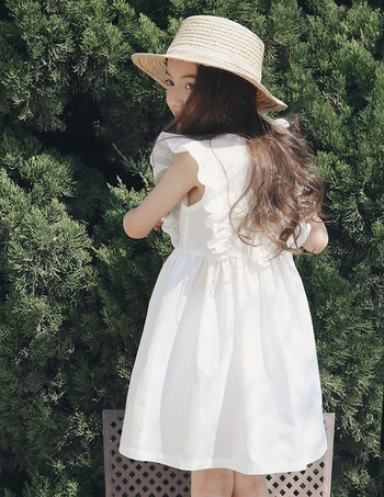 Стилна детска рокля за момичета в бял и тъмносин цвят