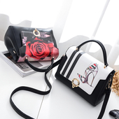 Οι γυναίκες κομψή και όμορφη τσάντες με εκτύπωση και στις ακόλουθες διαστάσεις - 25 εκατοστά, 19 cm, 12 εκατοστά