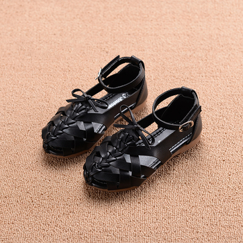 Интересен модел детски сандали за момичета в розов, черен и бежов цвят