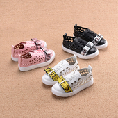 Όμορφα παιδικά πάνινα παπούτσια για κορίτσια - λευκά και μαύρα