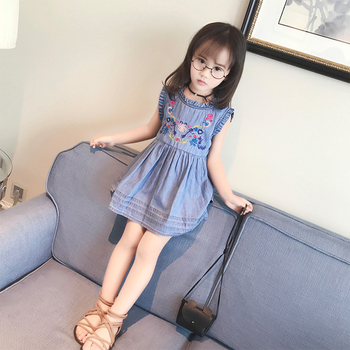 Лятна детска рокля за момичета в син цвят с бродерия