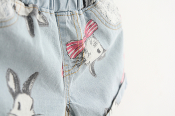 Красиви детски панталони за момичета с изображение на зайче