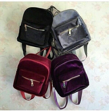 Απλή κυρίες τσάντα σε διάφορα χρώματα - απομίμηση σουέτ
