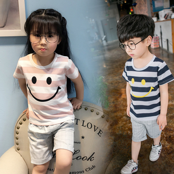 Παιδικό σετ για αγόρια  με ριγέ μπλούζα κατάλληλη για τη καθημερινή ζωή