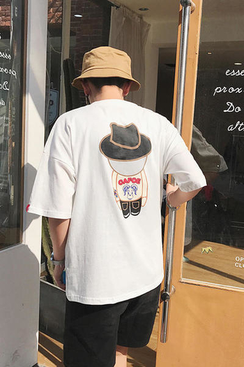 Мъжка тениска с изображение в бял и черен цвят с 3/4 ръкав