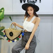 Летен дамски топ с презрамки в черен и бял цвят