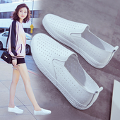Γυναικεία αναπνεύσιμα παπούτσια σε λευκό και μαύρο χρώμα