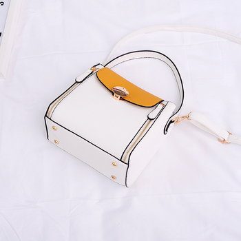 Сладка мини дамска чанта с двойна дръжка в четири цвята