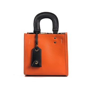 Стилна дамска чанта, подходяща за ежедневие в три цвята