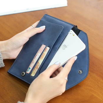Семпъл модел дамски портфейл в шест цвята и много практичен