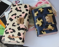 Стилен дамски портфейл в два размера 