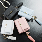 Красив мини дамски портфейл с пискюл в свежи цветове