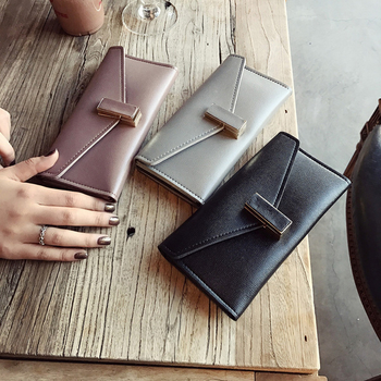 Красив дамски портфейл  в три цвята с метална декорация