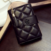 Мини дамски портфейл с пискюл и декорация цвете