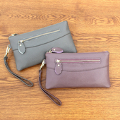 Дамски портфейл с ципове и с дръжка в няколко цвята