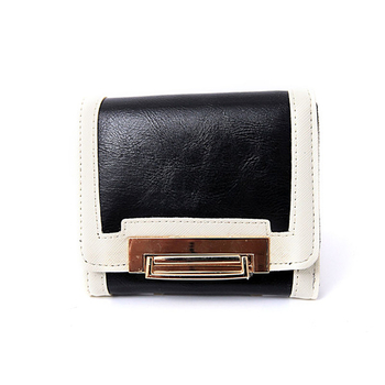 Стилен дамски портфейл в черно-бял цвят 
