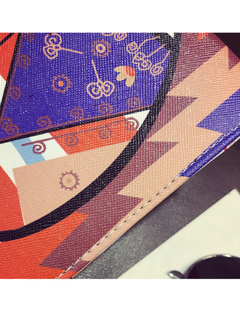 Стилна и цветна дамска чанта с метални дръжки в три разцветки