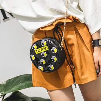 Актуална дамска мини чанта в кръгла форма с надпис с изображение