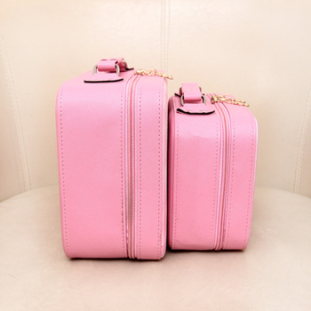 Комплект дамска козметична чанта с изображение в два размера