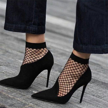 Черни обувки на висок ток , изключително стилни