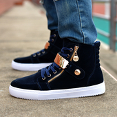 Ανδρικά πάνινα παπούτσια σε επίπεδη σόλα με γυαλιστερό κούμπωμα γύρω από τον αστράγαλο και το φερμουάρ