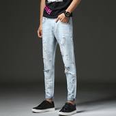 Τρέχοντα και πολύ μοντέρνα παντελόνια τζιν παντελόνια