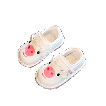 Ежедневни детски обувки за момичета с изображение в розов, червен и бял цвят