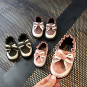 Κομψά παπούτσια για κορίτσια με κορδέλα σε τρία χρώματα