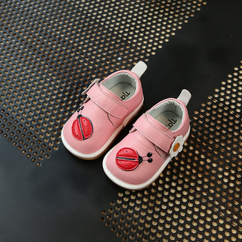 Детски ежедневни обувки за момичета с лепенки и изображения в три цвята