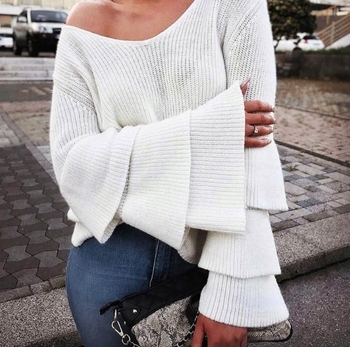 Πολύ άνετο  γυναικείο πουλόβερ με φαρδύ μανίκι