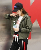 Много актуално дамско яке с качулка в свободен стил и в четири цвята