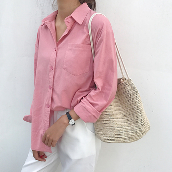 Сладка дамска риза в розов цвят, подходяща за ежедневие