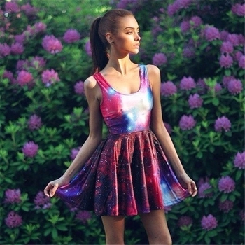 Γυναικείο φόρεμα με λεπτές λωρίδες σε διαφορετικά χρώματα