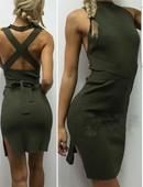 Дамска рокля по тялото с гол гръб от рипс и поло яка