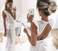 Πολύ κομψό  γυναικείο φόρεμα με  δαντέλα, με ντεκολτέ και ανοιχτό σχήματος V