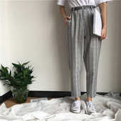 Κομψό γυναικείο  παντελόνι σε ευρύ μοτίβο και  με υψηλή μέση