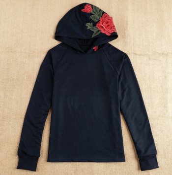Πολύ άνετο μακρύ  γυναικείο πουλόβερ  με κουκούλα και floral κεντήματα